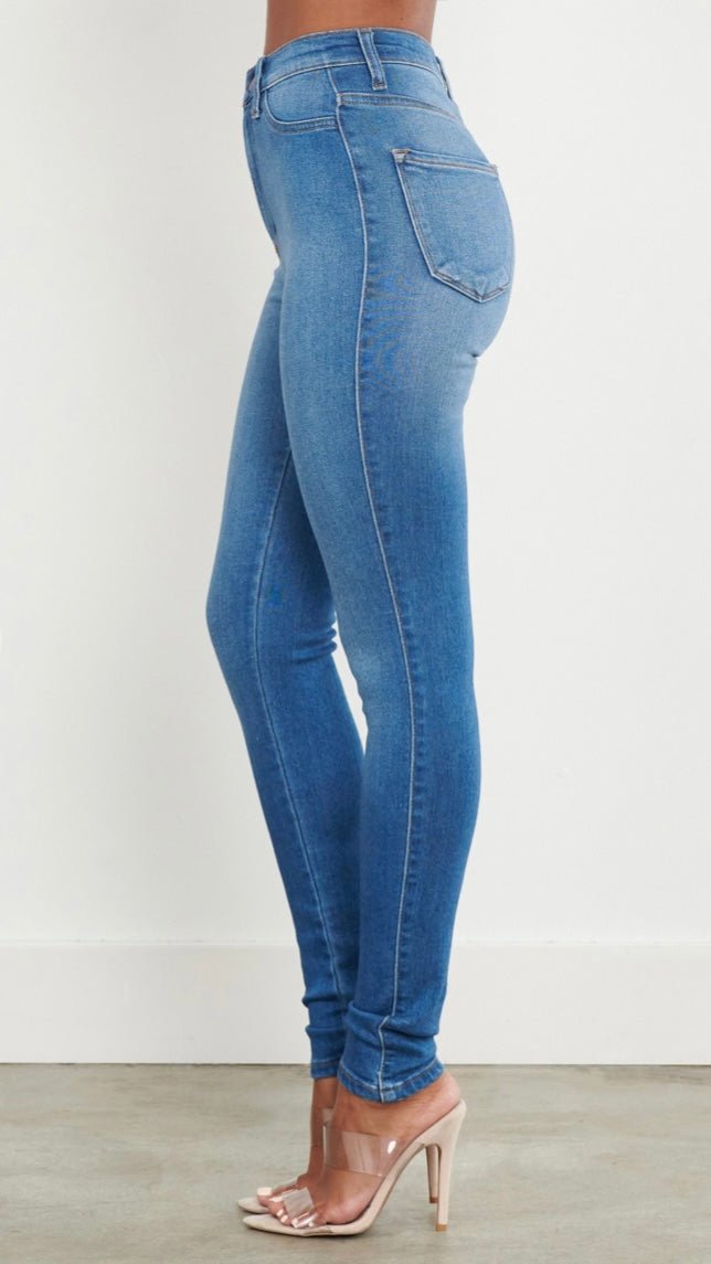 Belle Skinny Jeans